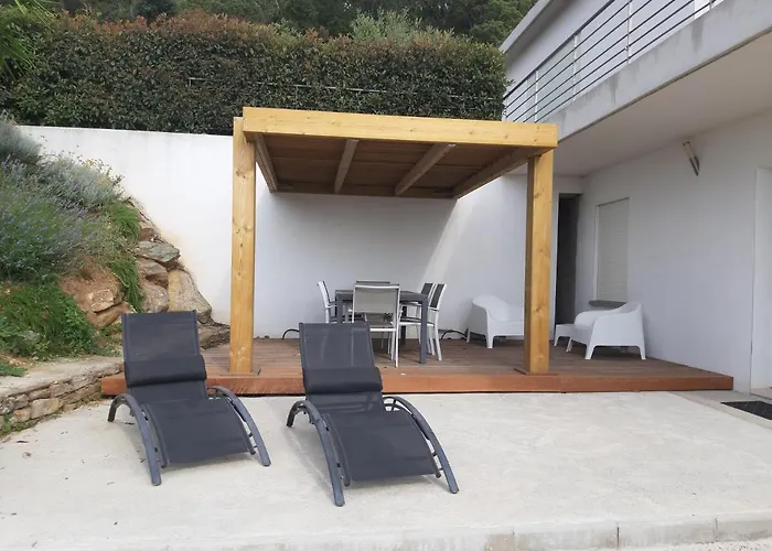 T2 Calme Avec Vue Et Borne De Recharge Sur Demande Appartement *