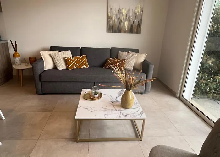 Apartmán T2 Calme Avec Vue Et Borne De Recharge Sur Demande *